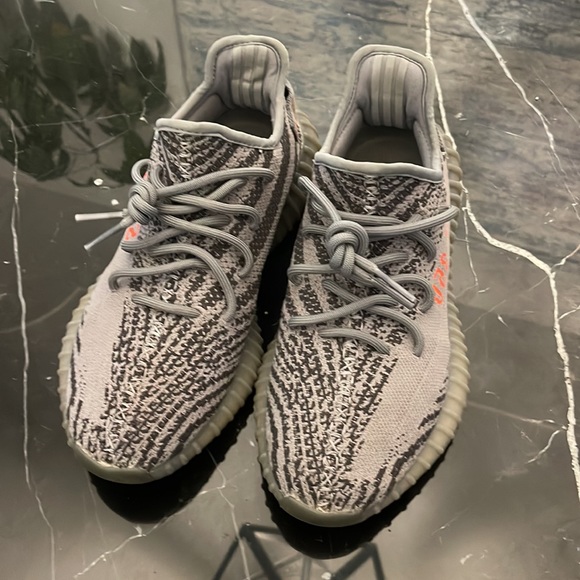100% Authentic Adidas Yeezy Beluga V2 - 8.5 - Picture 2 of 10
